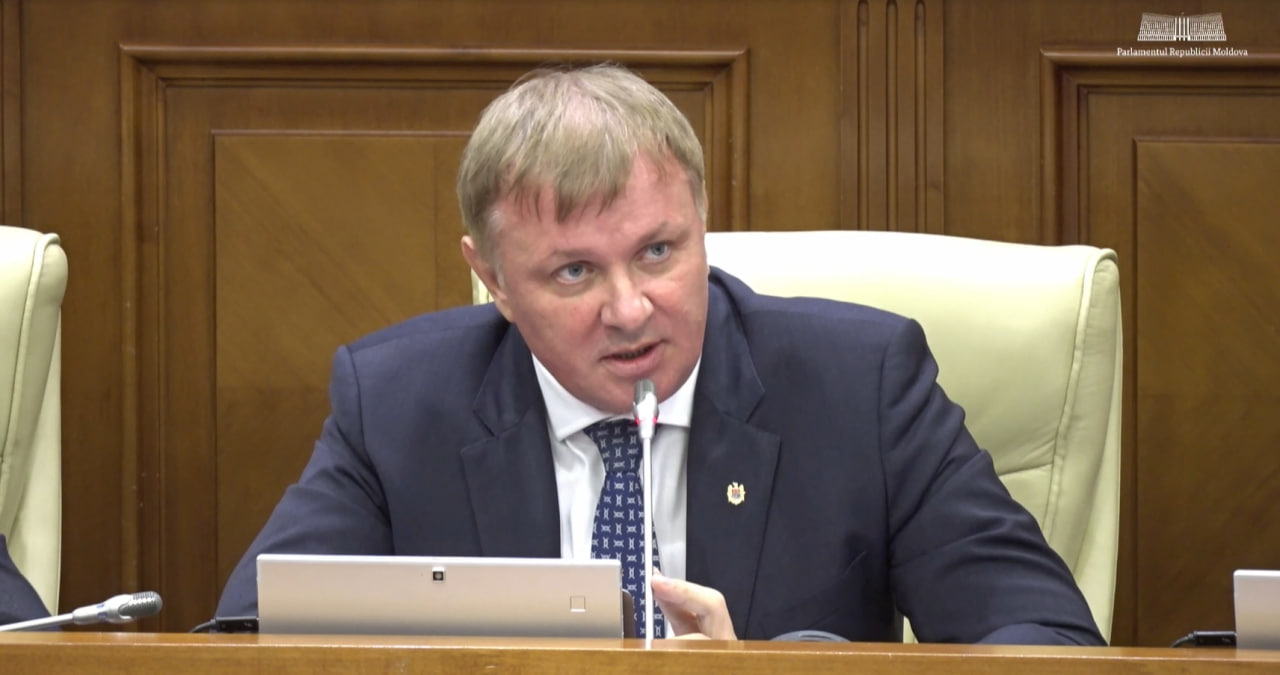 Constantin Cuiumju, Partidul Nostru – către ministra Finanțelor: „Noi, spre deosebire de voi, ne gândim la oameni. De aceea vom veni cu un amendament pentru creșterea plafonului de gaze naturale cu aplicarea cotei reduse de TVA”