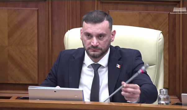 PAS отклонила запрос Нашей Партии о заслушивании министра энергетики по вопросам контрактов на закупку газа и мер по снижению и стабилизации цен